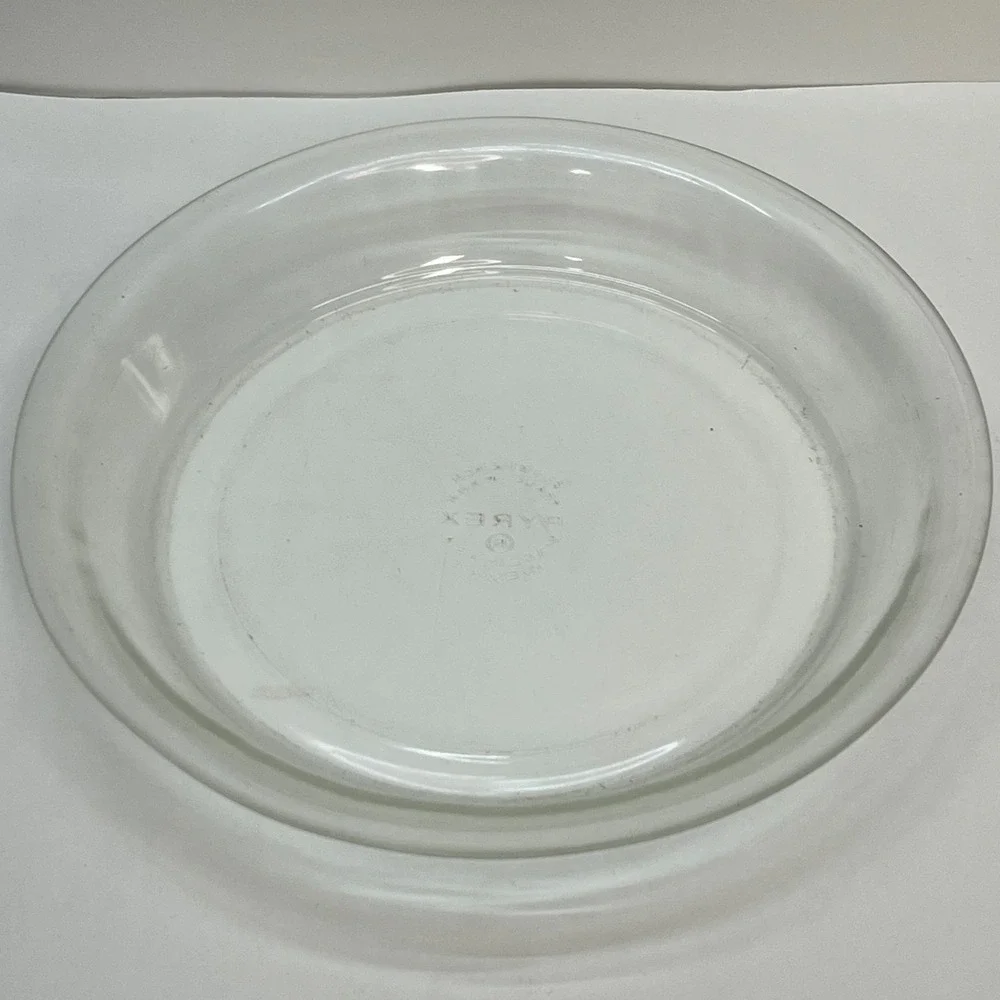 Pyrex 209 Clear Glass Pie Plate‎ 9.5 Inch Vintage Round Ovenware Made in USA